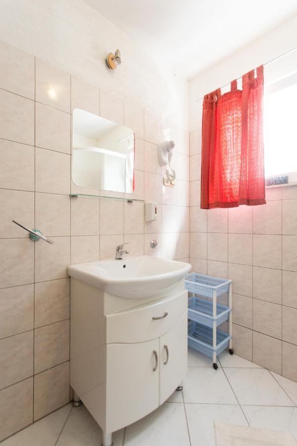 Apartment Gold โตรกีร์ ภายนอก รูปภาพ